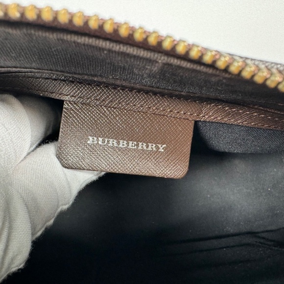 Burberry Vintage Nova Check Satchel - Picture 15 of 16